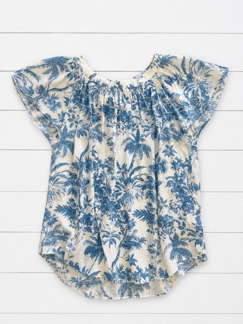 LC Lauren Conrad Blue & White Tropical Print Blouse – Size M